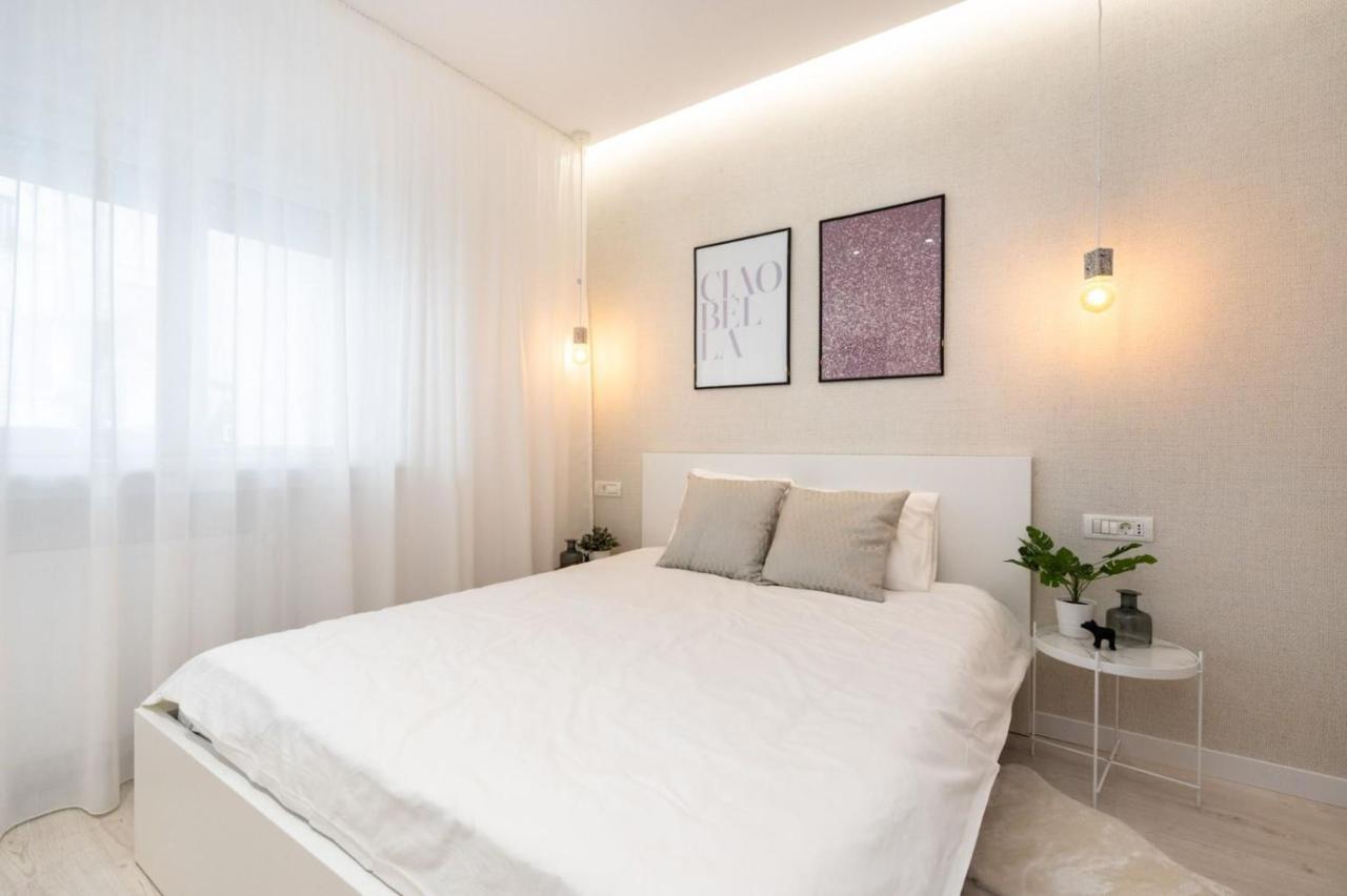 Appartamento Victoria Charm Bucarest Esterno foto