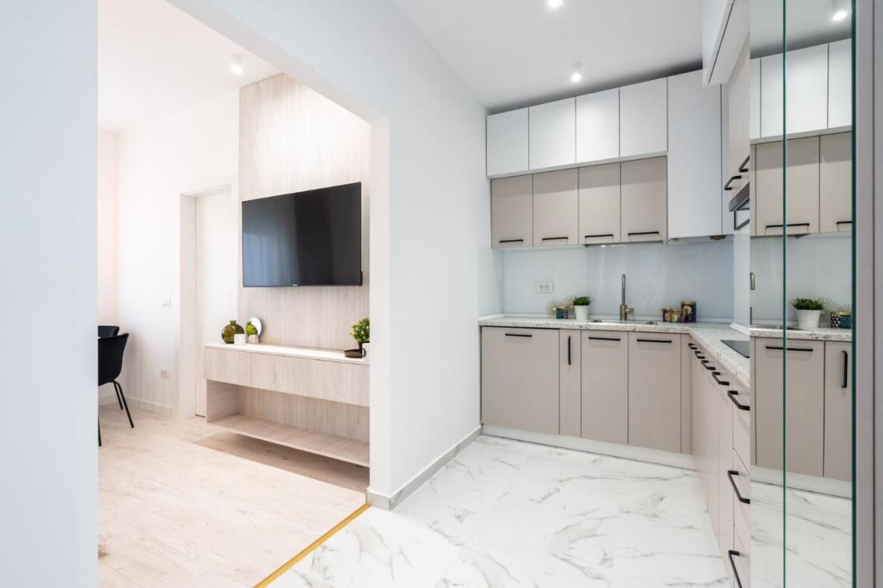 Appartamento Victoria Charm Bucarest Esterno foto