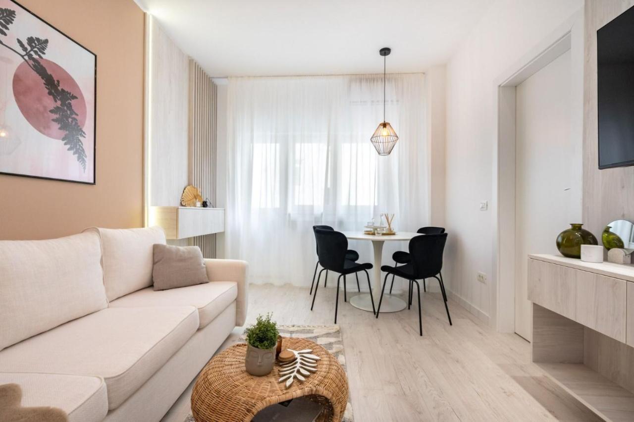 Appartamento Victoria Charm Bucarest Esterno foto